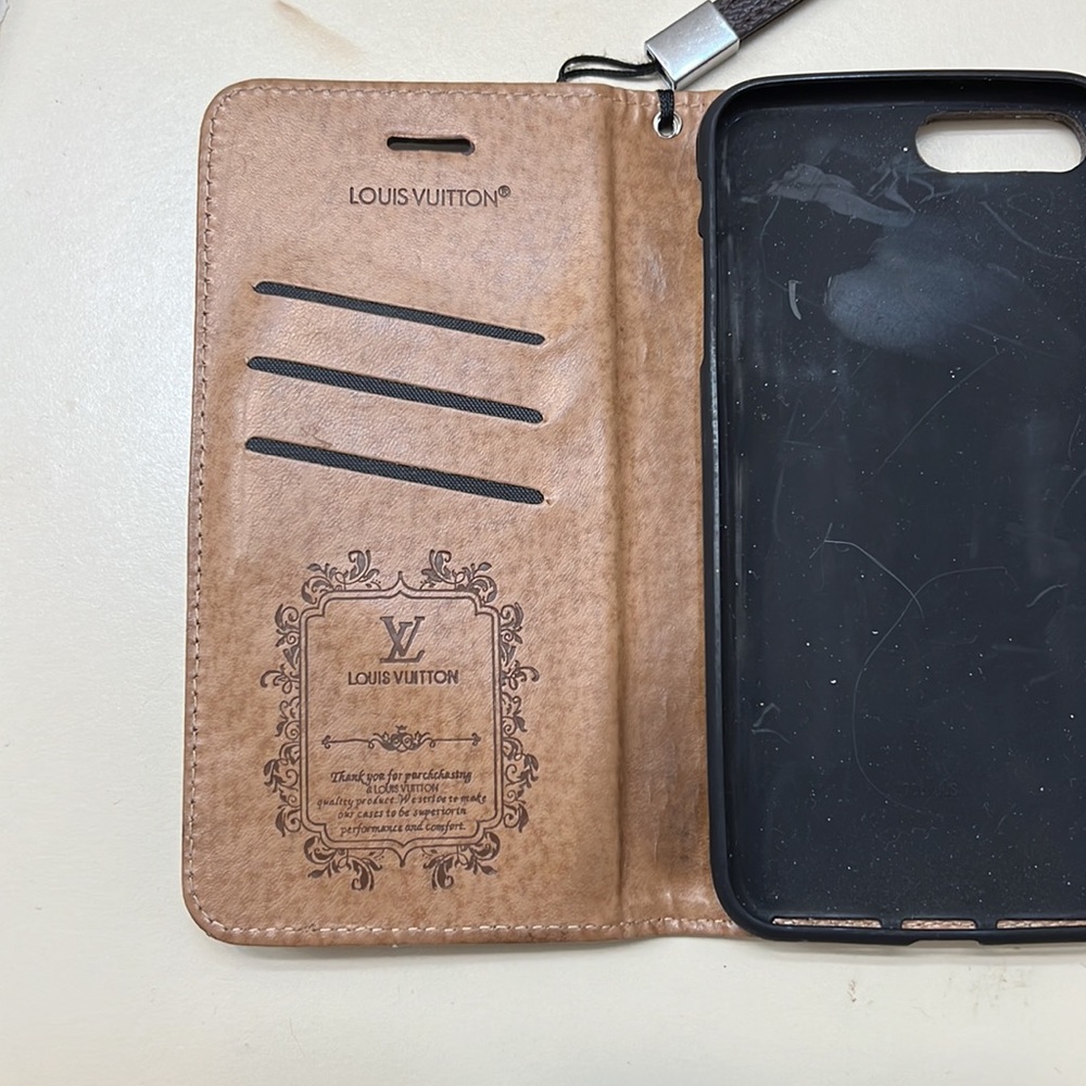 iPhone 7plus Phone Case - Picture 2 of 4